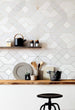 Komar Coquilles Blanches Papier Peint Intissé 150x280cm 3 bandes ambiance | Yourdecoration.fr